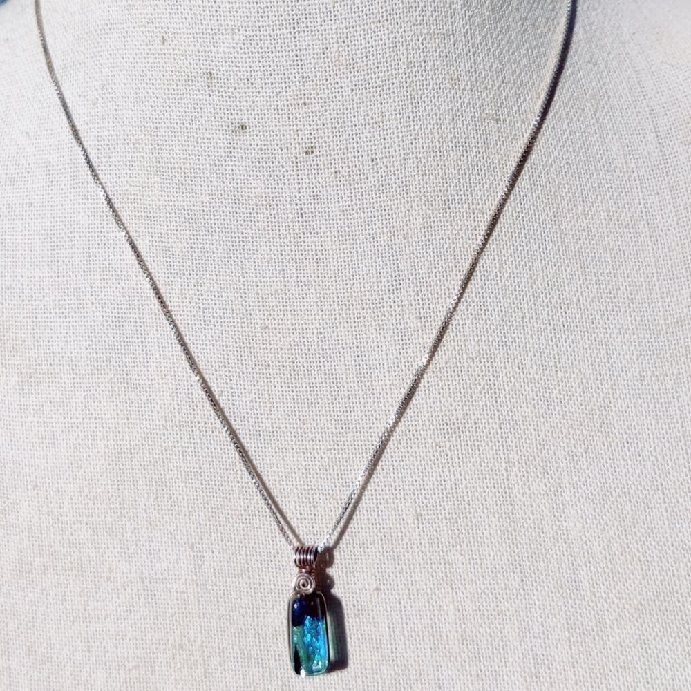 Vintage sterling dichroic glass pendant - Picture 4 of 8